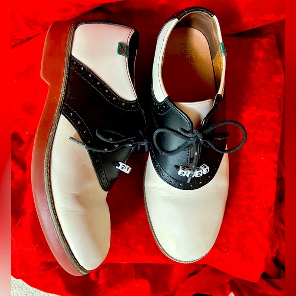 School Issue Varsity Oxfords Women’s Black and White Sz 8.5M - Picture 1 of 6